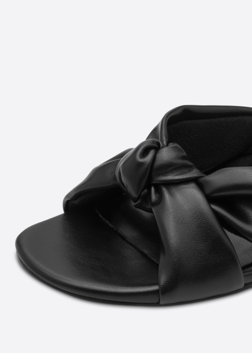 Marco Tozzi bateliai