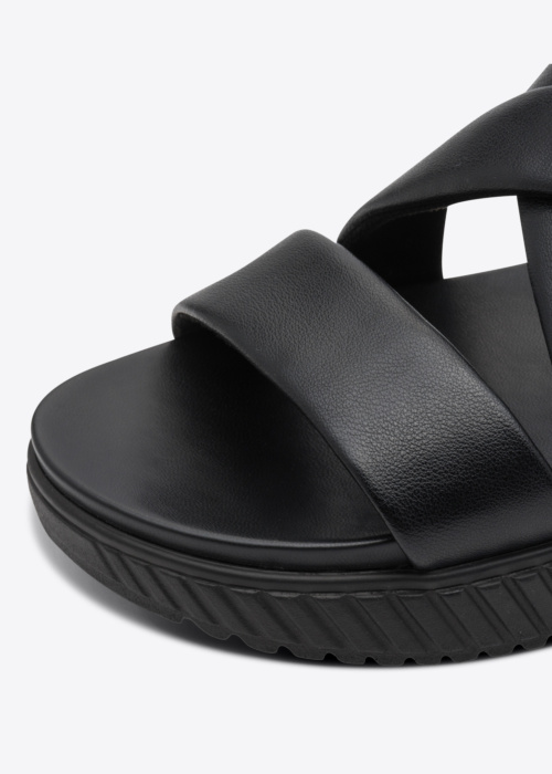 Marco Tozzi bateliai