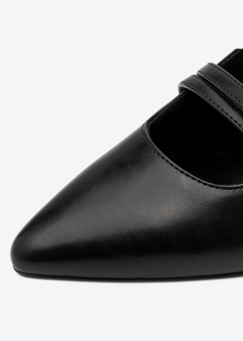 Marco Tozzi bateliai