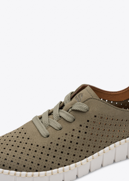 Jana laisvalaikio bateliai