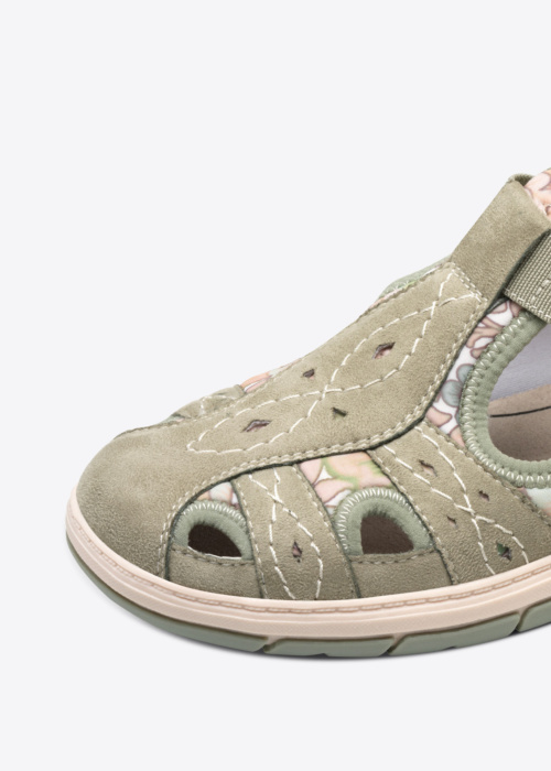 Jana laisvalaikio bateliai