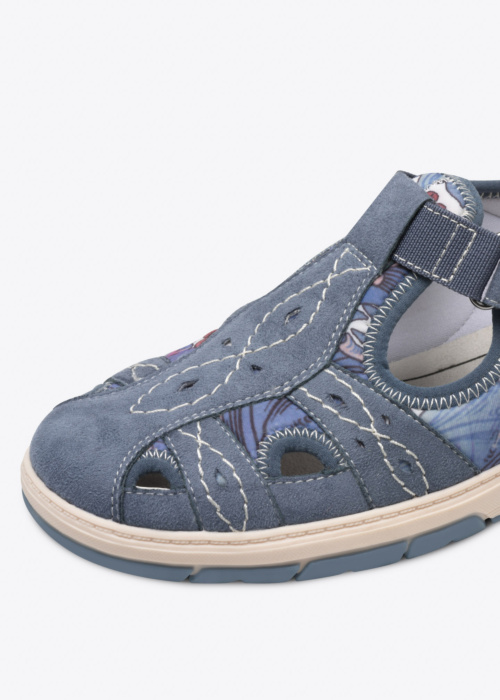 Jana laisvalaikio bateliai