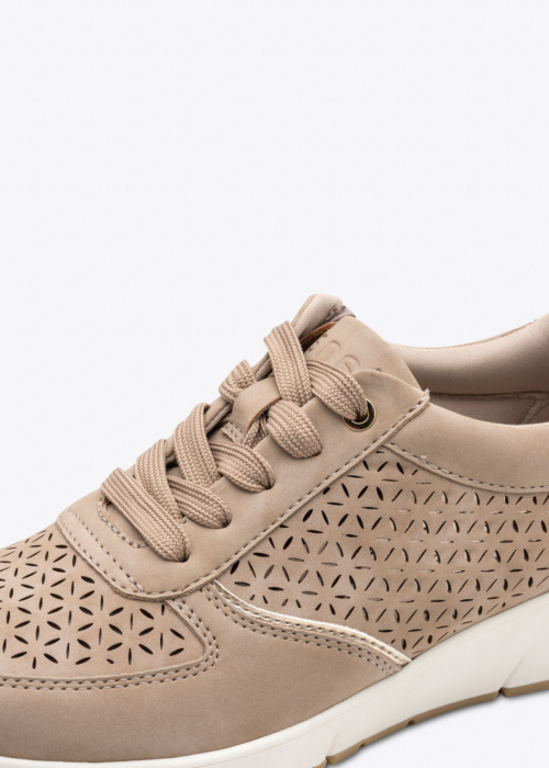 Jana laisvalaikio bateliai