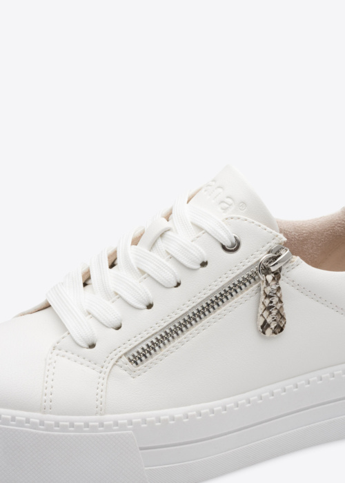 Jana laisvalaikio batai