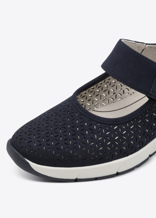 Jana laisvalaikio bateliai