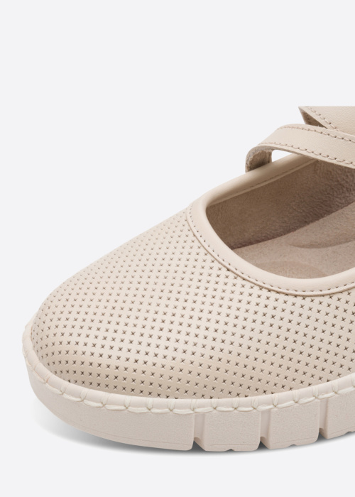 Jana laisvalaikio bateliai