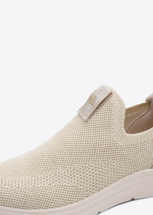 Jana laisvalaikio bateliai