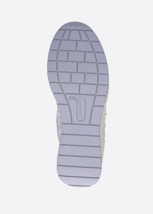 Caprice laisvalaikio bateliai