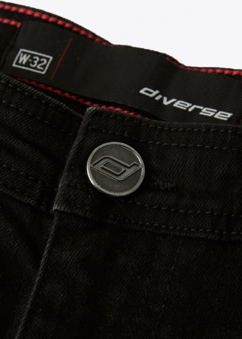 Diverse džinsiniai šortai