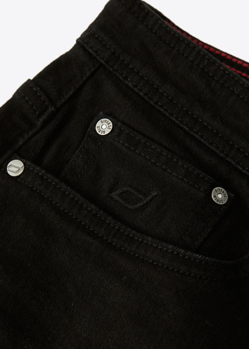 Diverse džinsiniai šortai