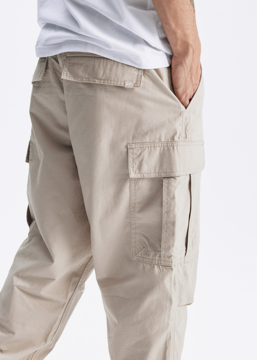 Diverse kelnės Bjorn