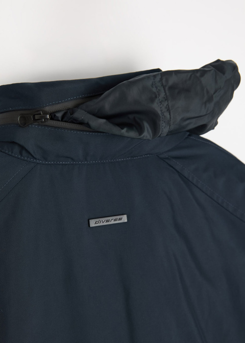 Diverse pavasario-rudens striukė Trueter