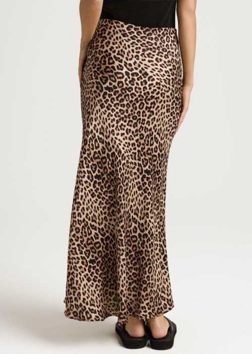 Diverse sijonas Pantii