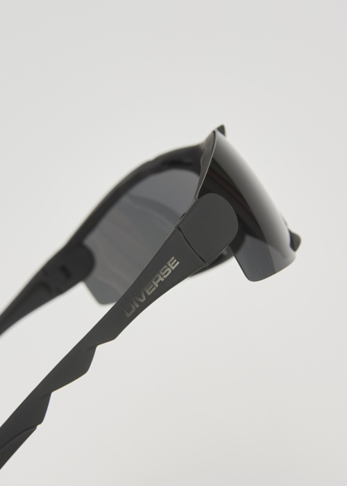 Diverse akiniai nuo saulės Croco