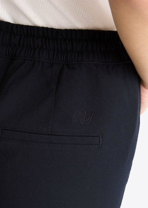 Diverse kelnės Loure