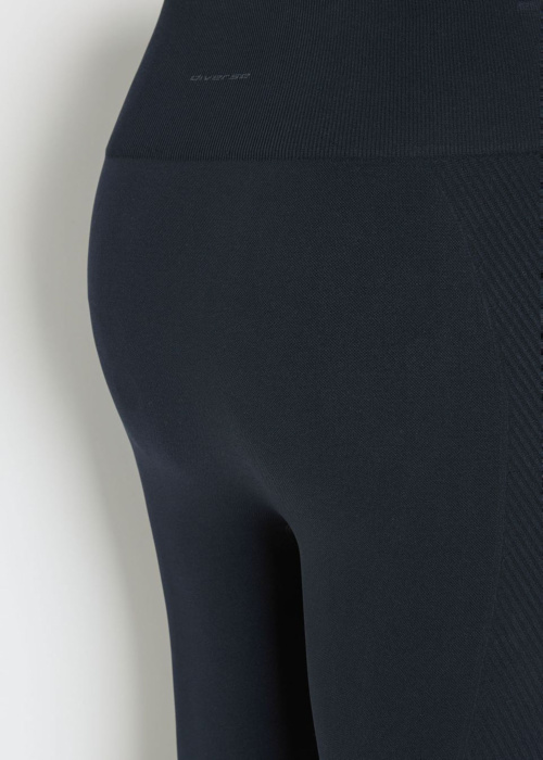 Diverse tamprės Aket