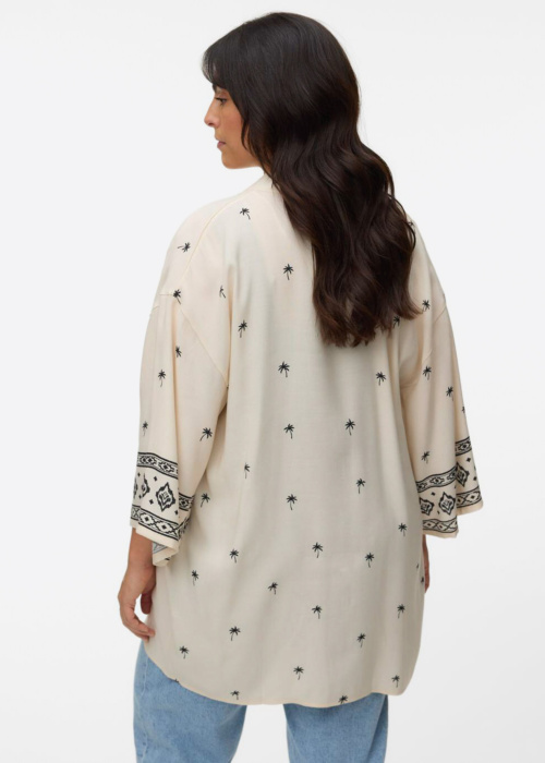 Vero Moda Curve švarkas Kai
