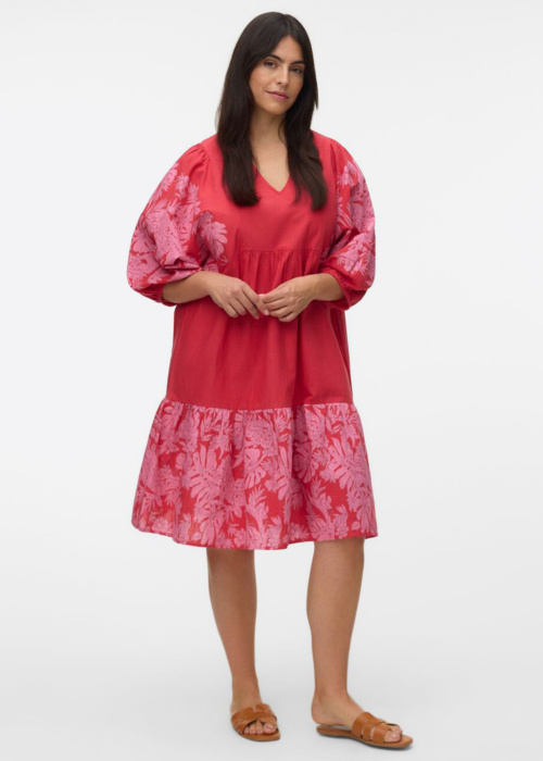 Vero Moda Curve suknelė Tippe