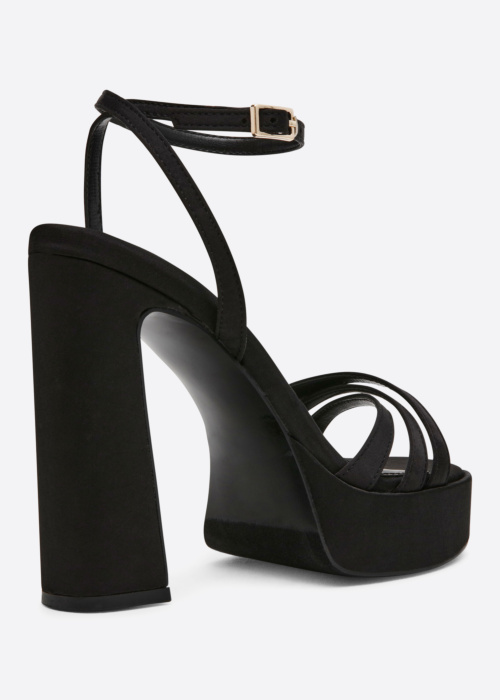 Steve Madden basutės