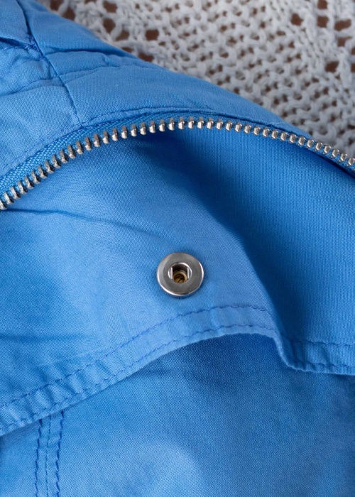 Esprit pavasario-rudens striukė