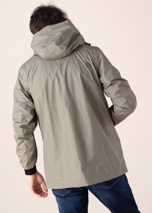 Didriksons pavasario-rudens striukė Misto