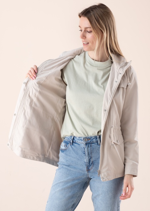 Only pavasario-rudens striukė Newstarline