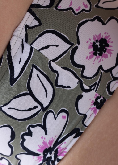 Esprit maudymosi kelnaitės