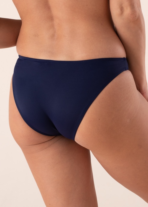 Lauma maudymosi kelnaitės