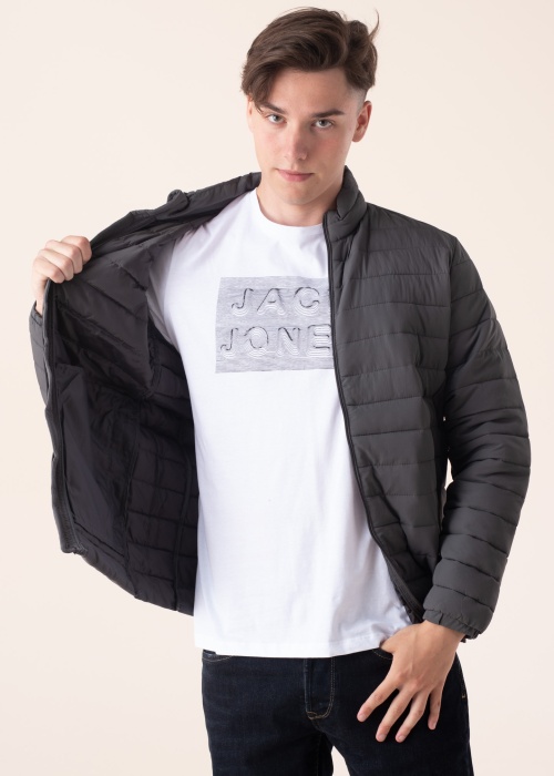 Jack & Jones pavasario-rudens striukė