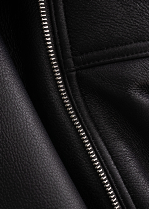 Only striukė Agnete