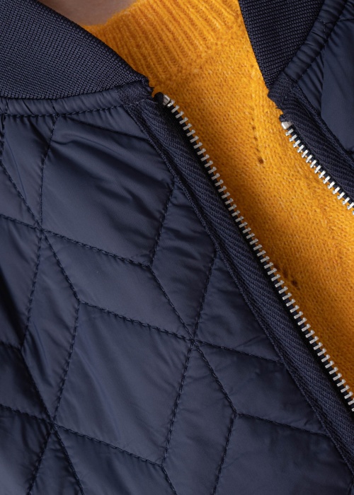 Esprit pavasario-rudens striukė