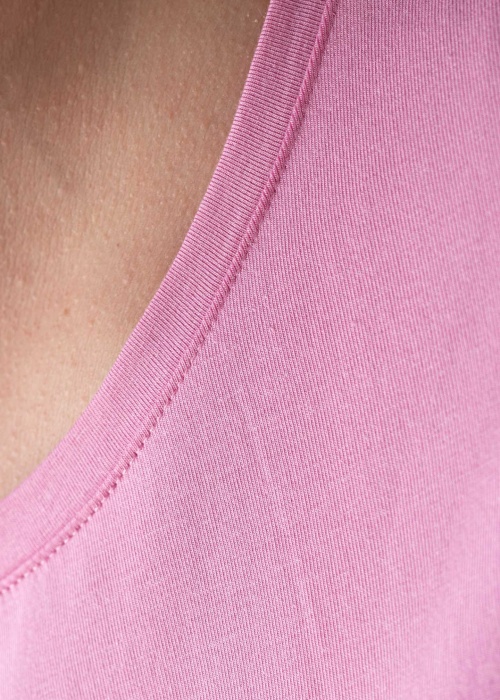 b.young palaidinė Pamila