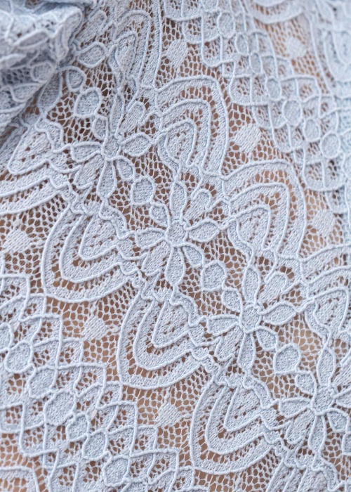 Vila palaidinė Chikka