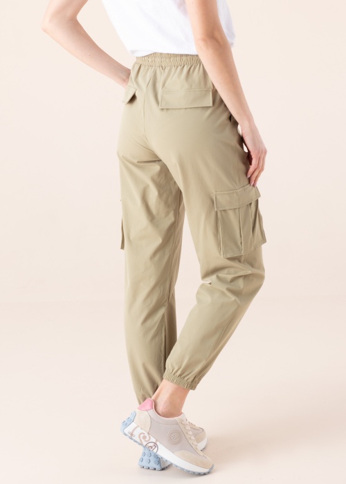 Noisy May kelnės Kirby