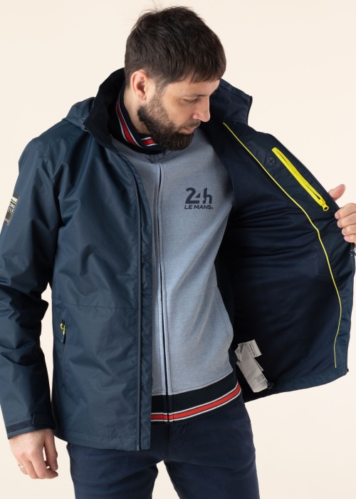 Diverse pavasario-rudens striukė