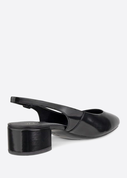 Ecco bateliai Liva 35