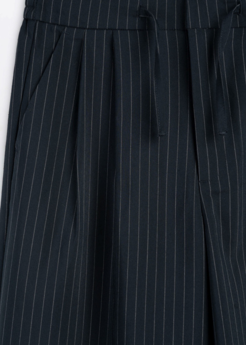 Reporter Young kelnės