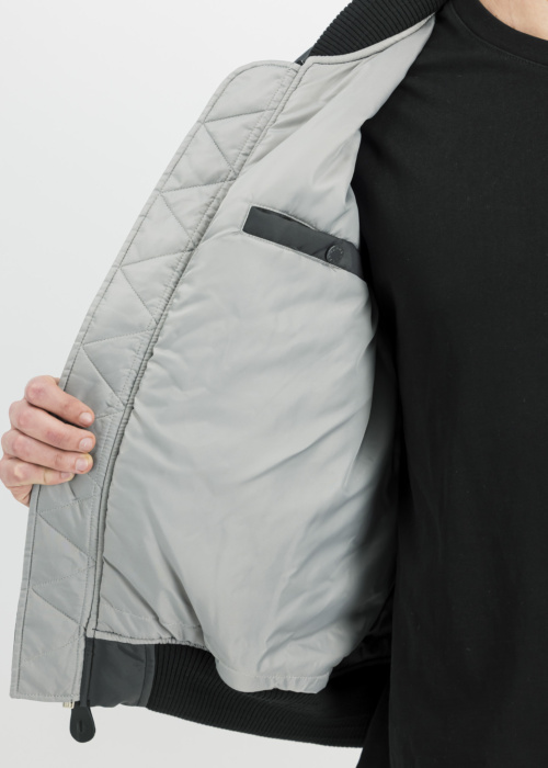 Alpha Industries pavasario-rudens striukė