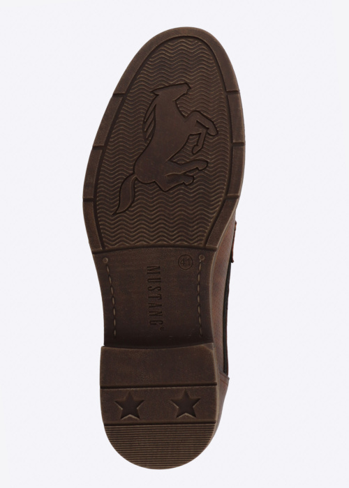 Mustang bateliai Carmine