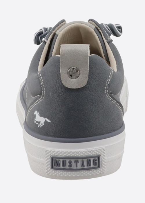 Mustang laisvalaikio batai Ulla