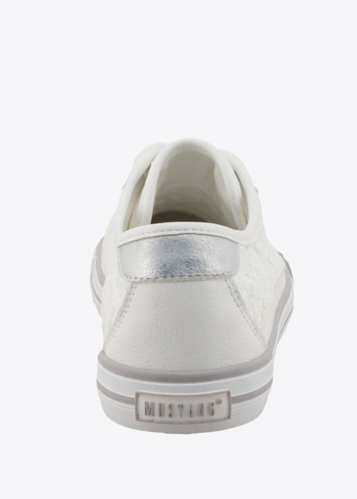 Mustang laisvalaikio batai Winona