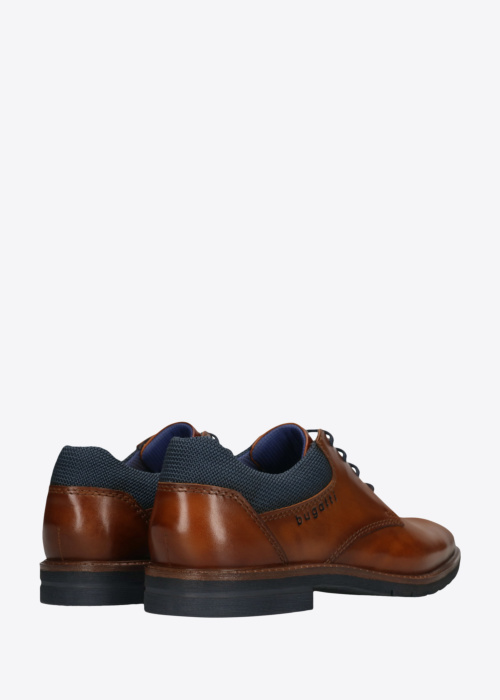 Bugatti bateliai Mero