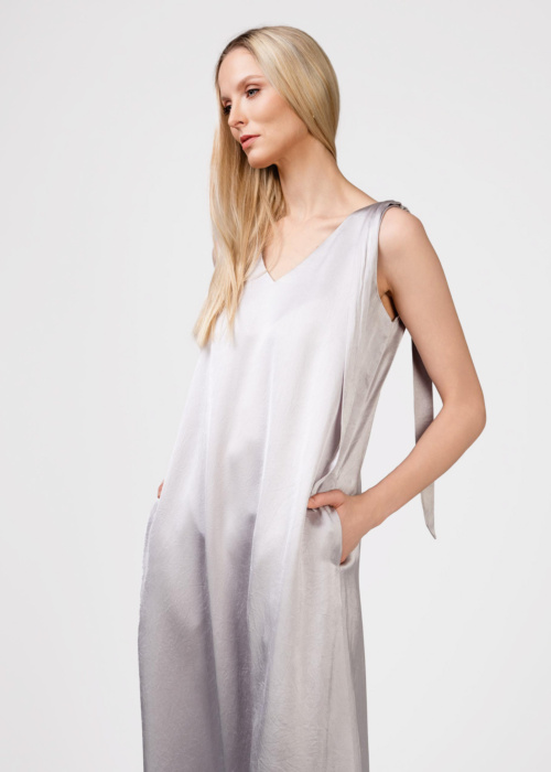 Ivo Nikkolo suknelė