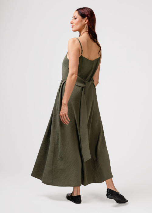 Ivo Nikkolo suknelė