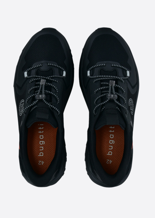 Bugatti laisvalaikio bateliai Bayan