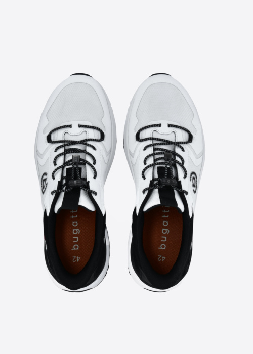 Bugatti laisvalaikio bateliai Bayan