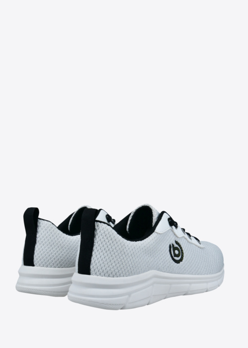 Bugatti laisvalaikio bateliai Soa