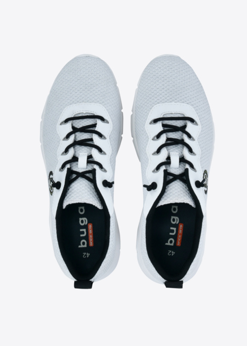 Bugatti laisvalaikio bateliai Soa