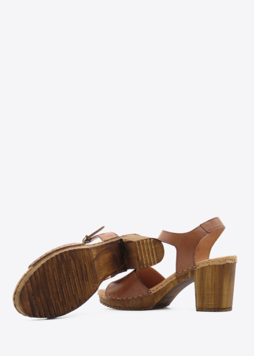 Ten Points bateliai Amelia