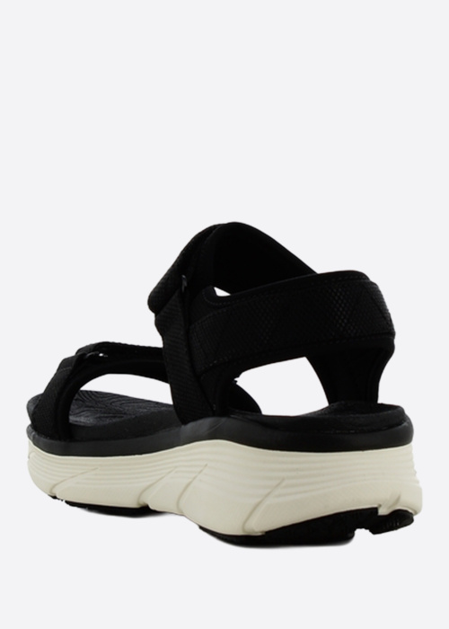 SJ sandalai